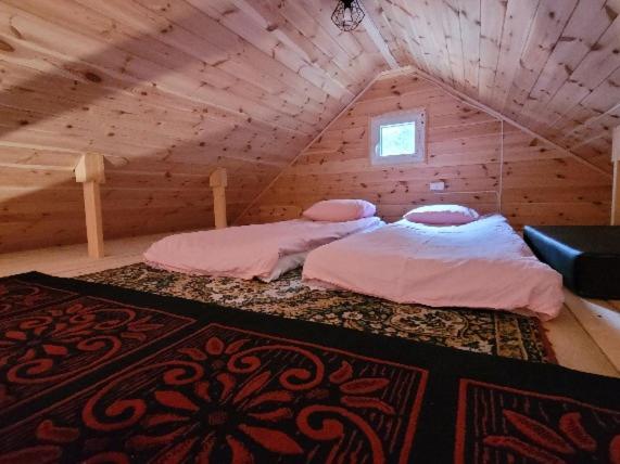 Domek letniskowy LUNA - Housity