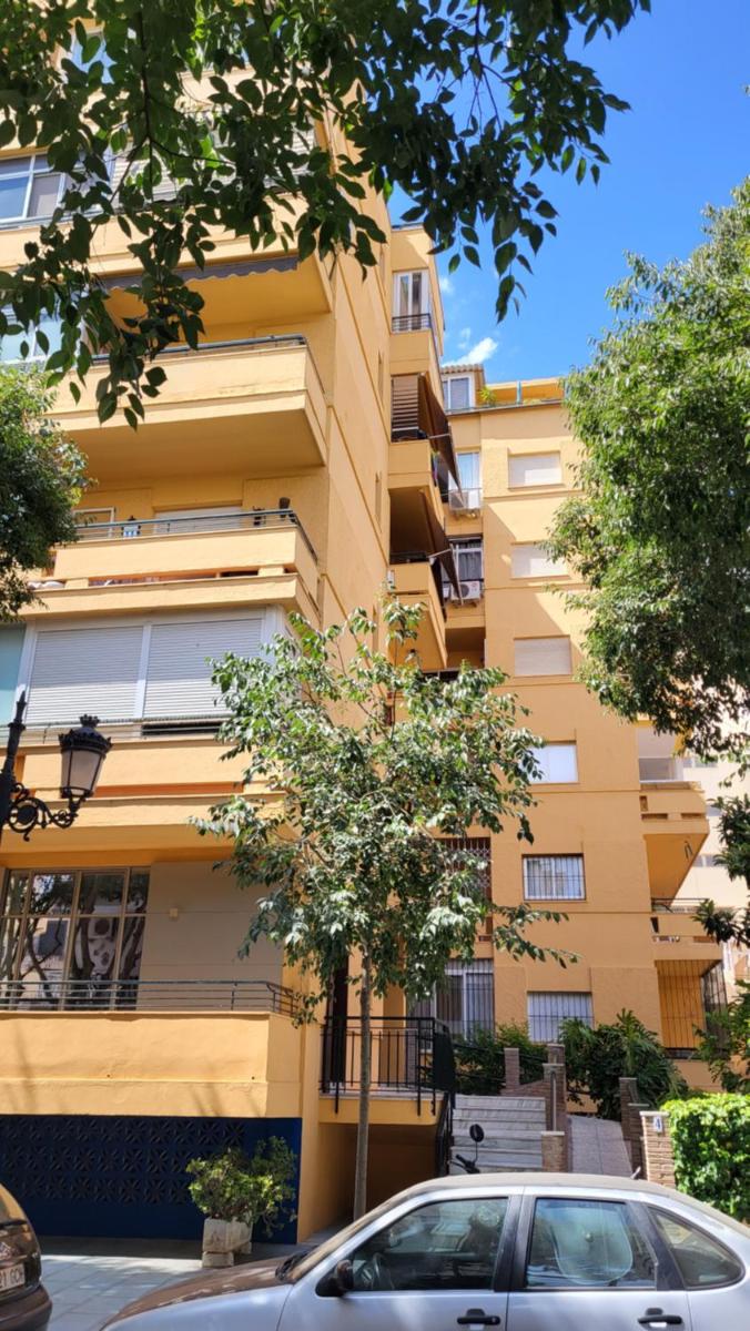 Precioso apartamento en Marbella al lado del mar - Housity