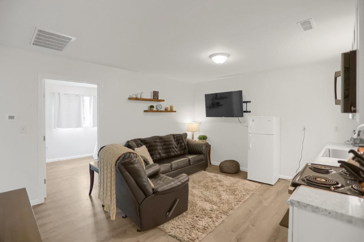 Halifax Inn - Housity