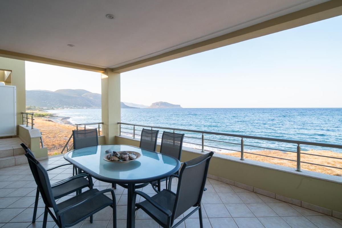 Spacious beachfront maisonettes with stunning views & a private beach - Housity
