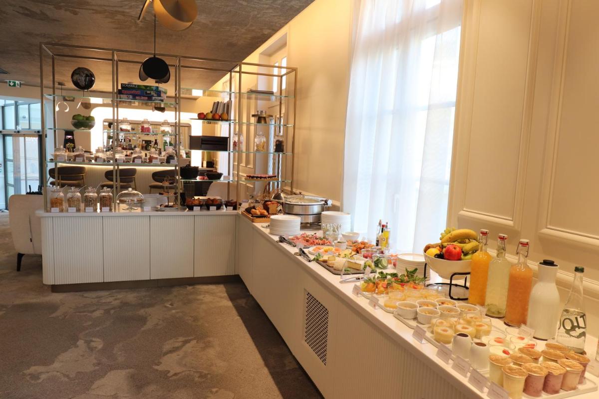 Nourriture dans l'hôtel ou à proximité