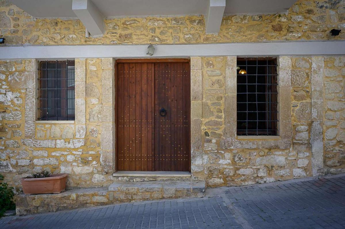 Traditional Stone Mezonete - Housity