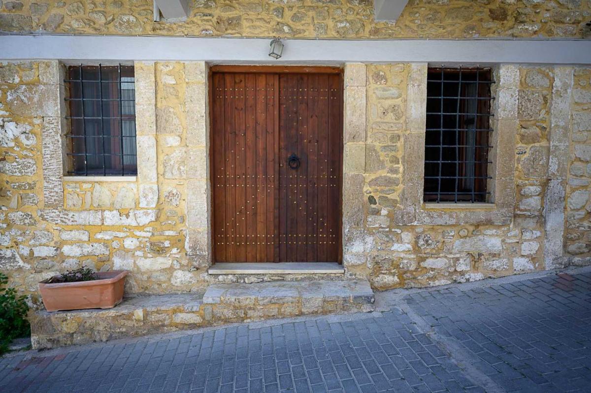 Traditional Stone Mezonete - Housity