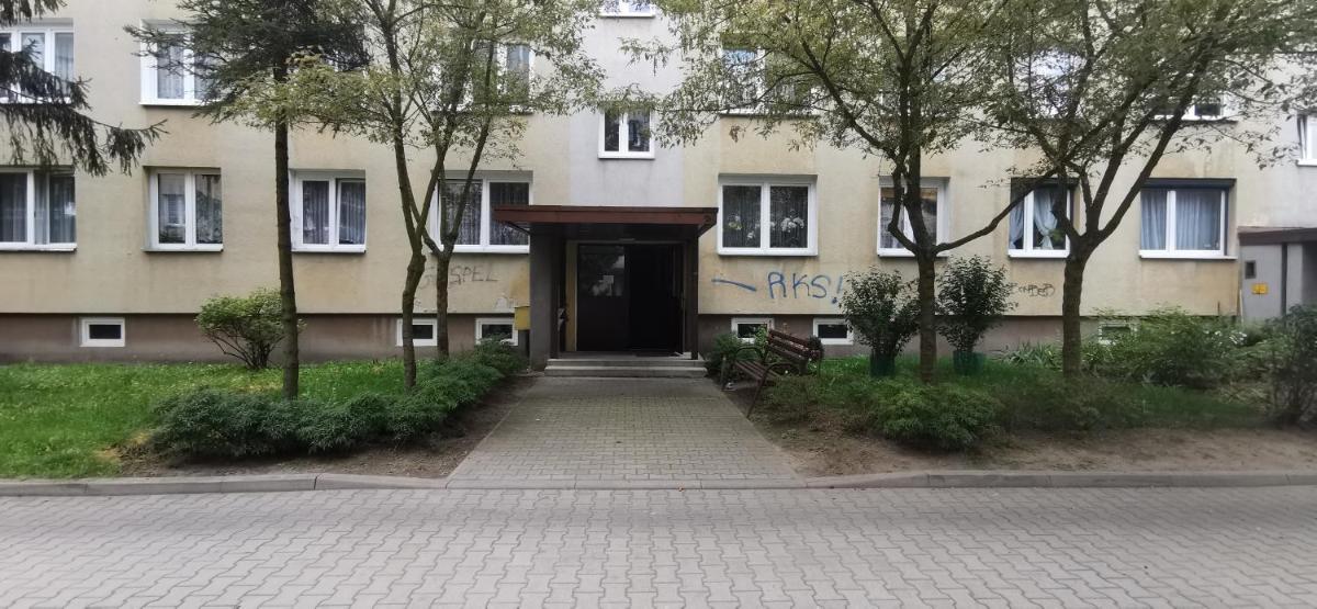Kawalerka Częstochowa 17 - Housity