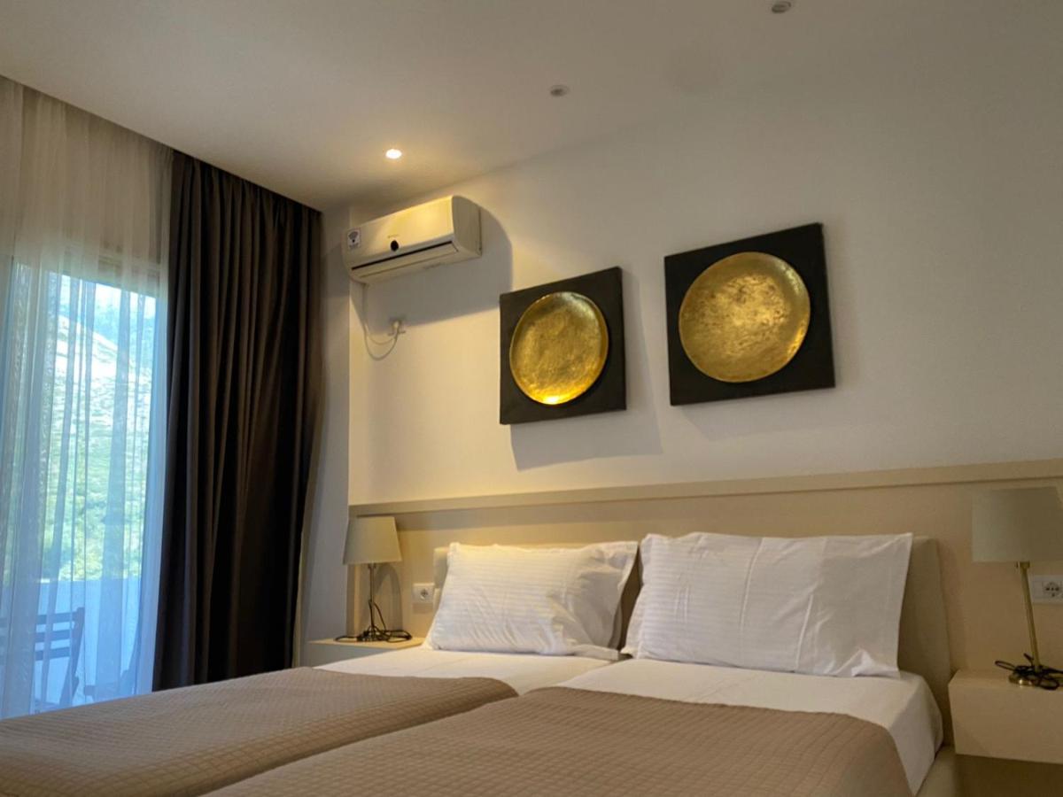 Hotel Relax Dhermi - Housity