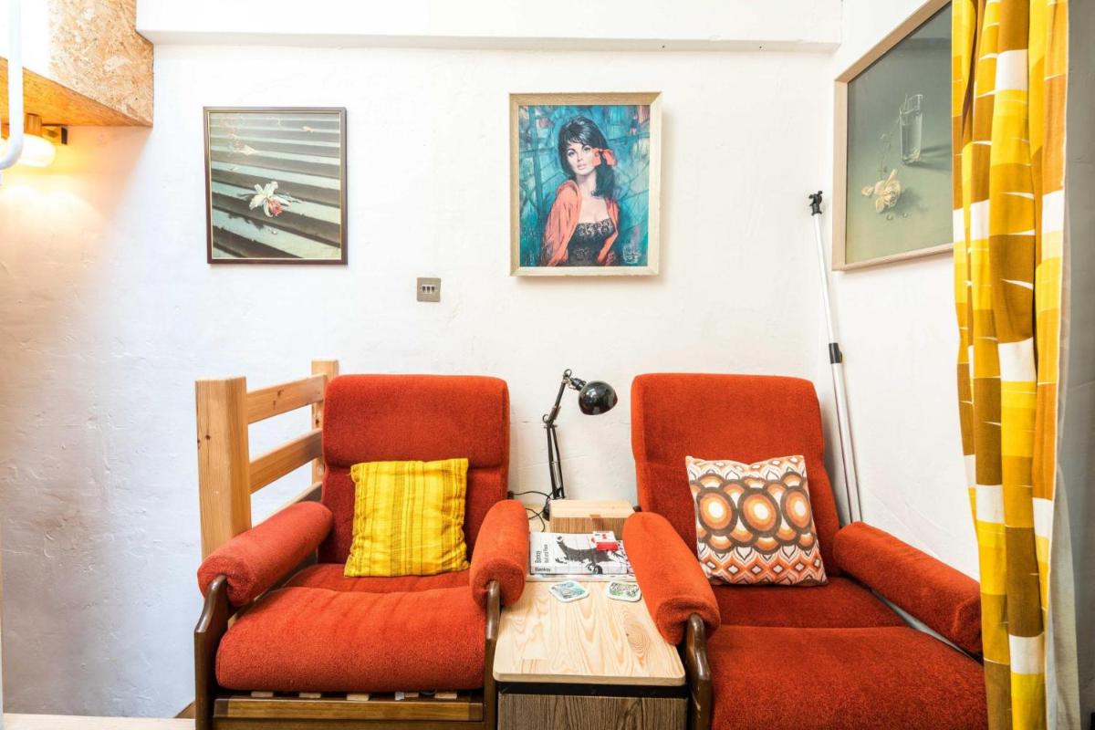 CUTE HOUSE IN SOHO - full ac, quiet and unique! - Housity
