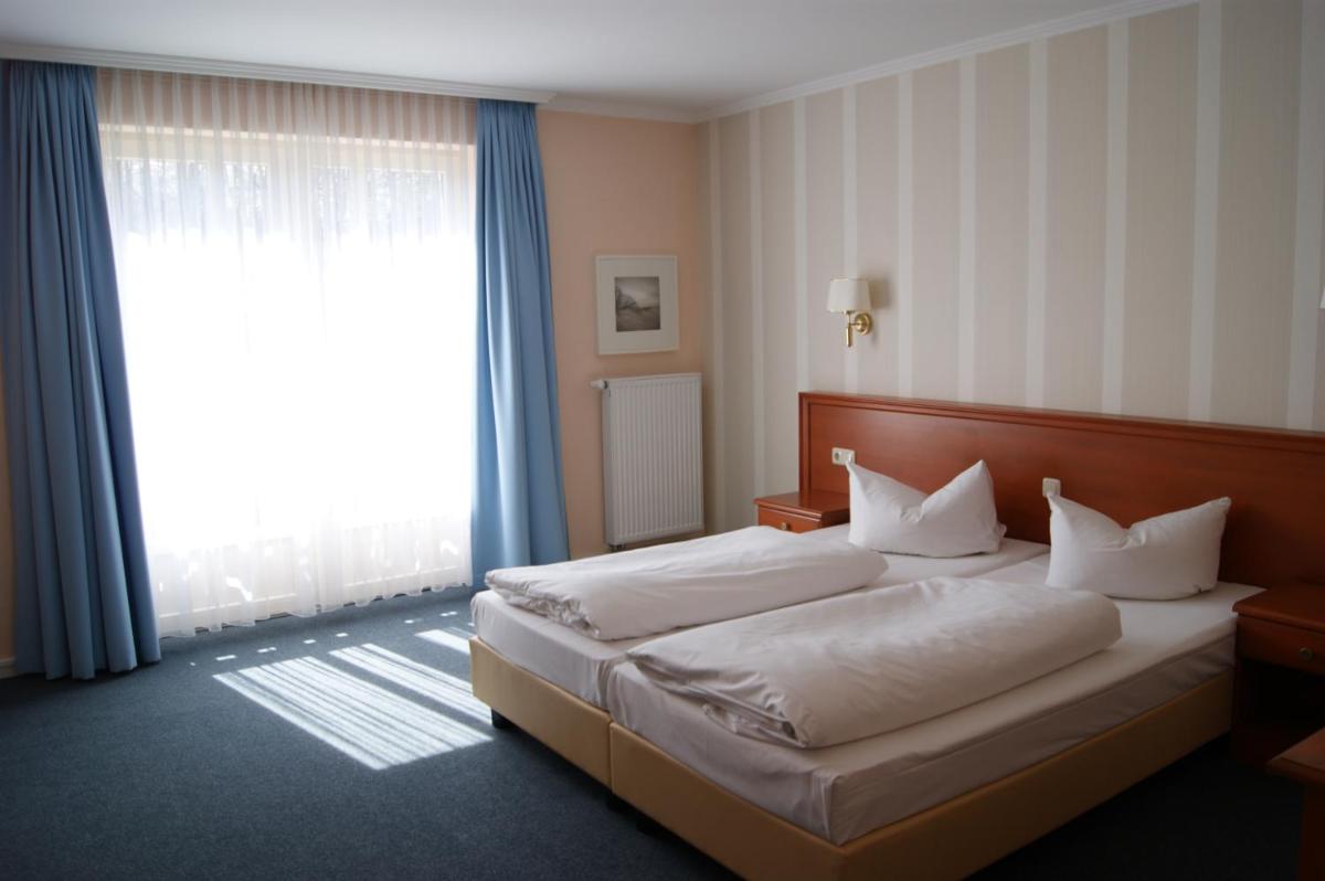 Hotel Pension Bellevue - Housity