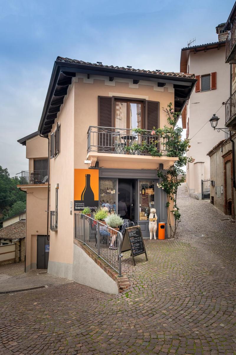 CasaCastello Barolo - Housity