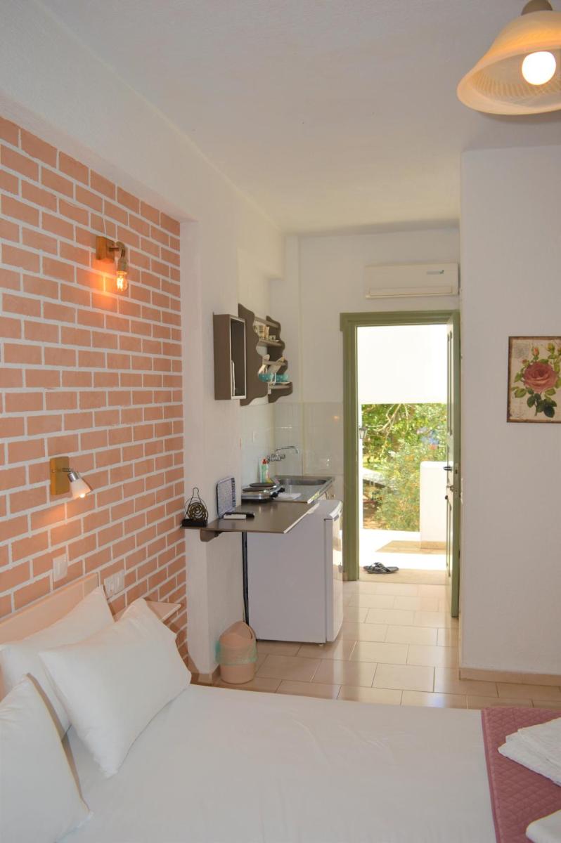 Anna George Studios - Housity
