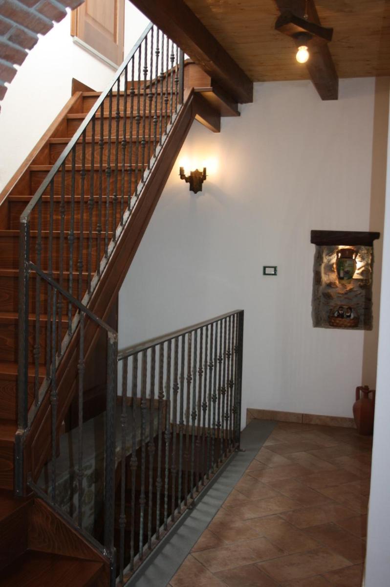 B&b Villa Argimusco - Housity