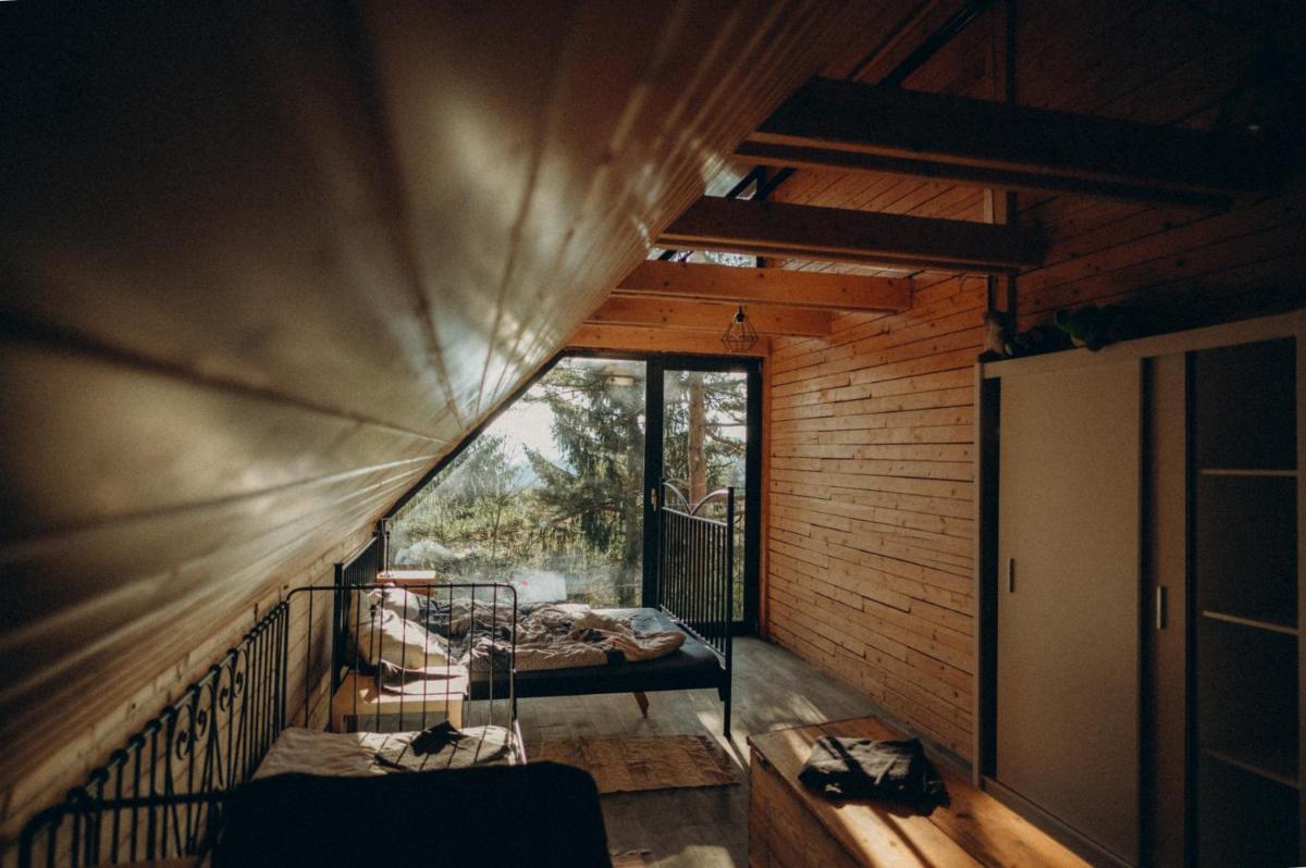 Mountain Lodge Azzy, surrounded by Ultimate Peace! - Housity