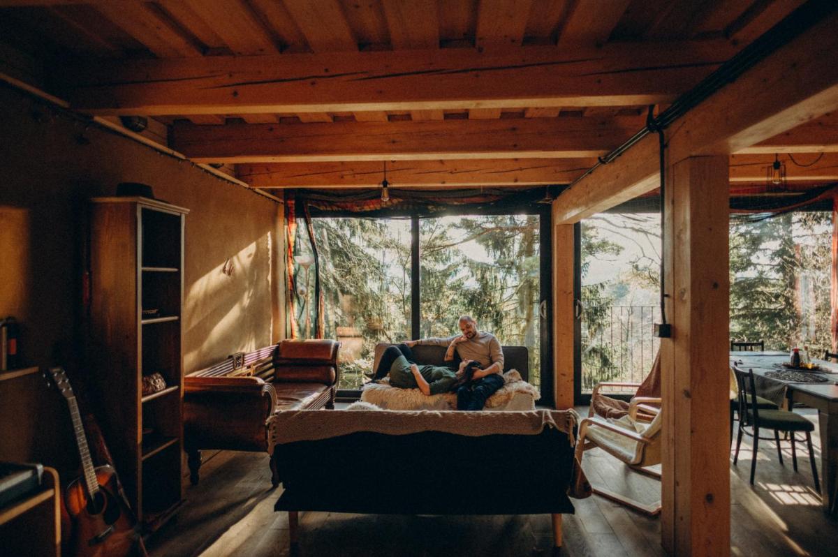 Mountain Lodge Azzy, surrounded by Ultimate Peace! - Housity