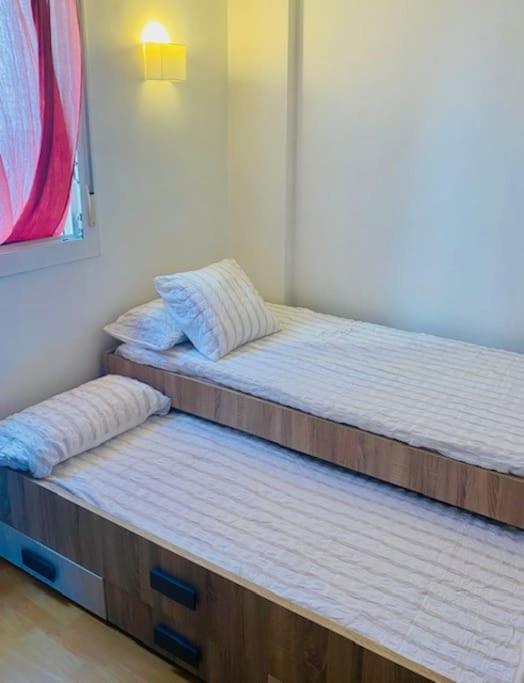Luminoso apartamento con piscina - Housity