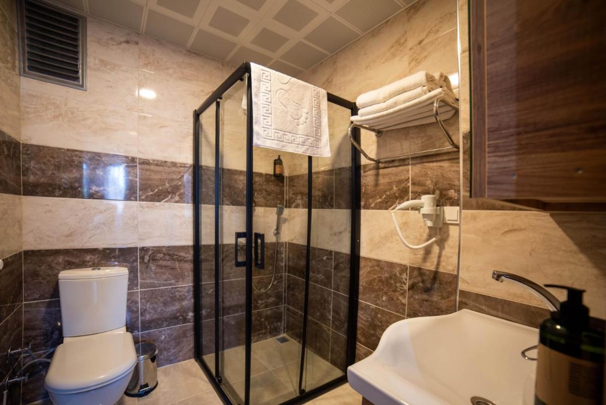 İmroz Adali's Butik Otel - Housity