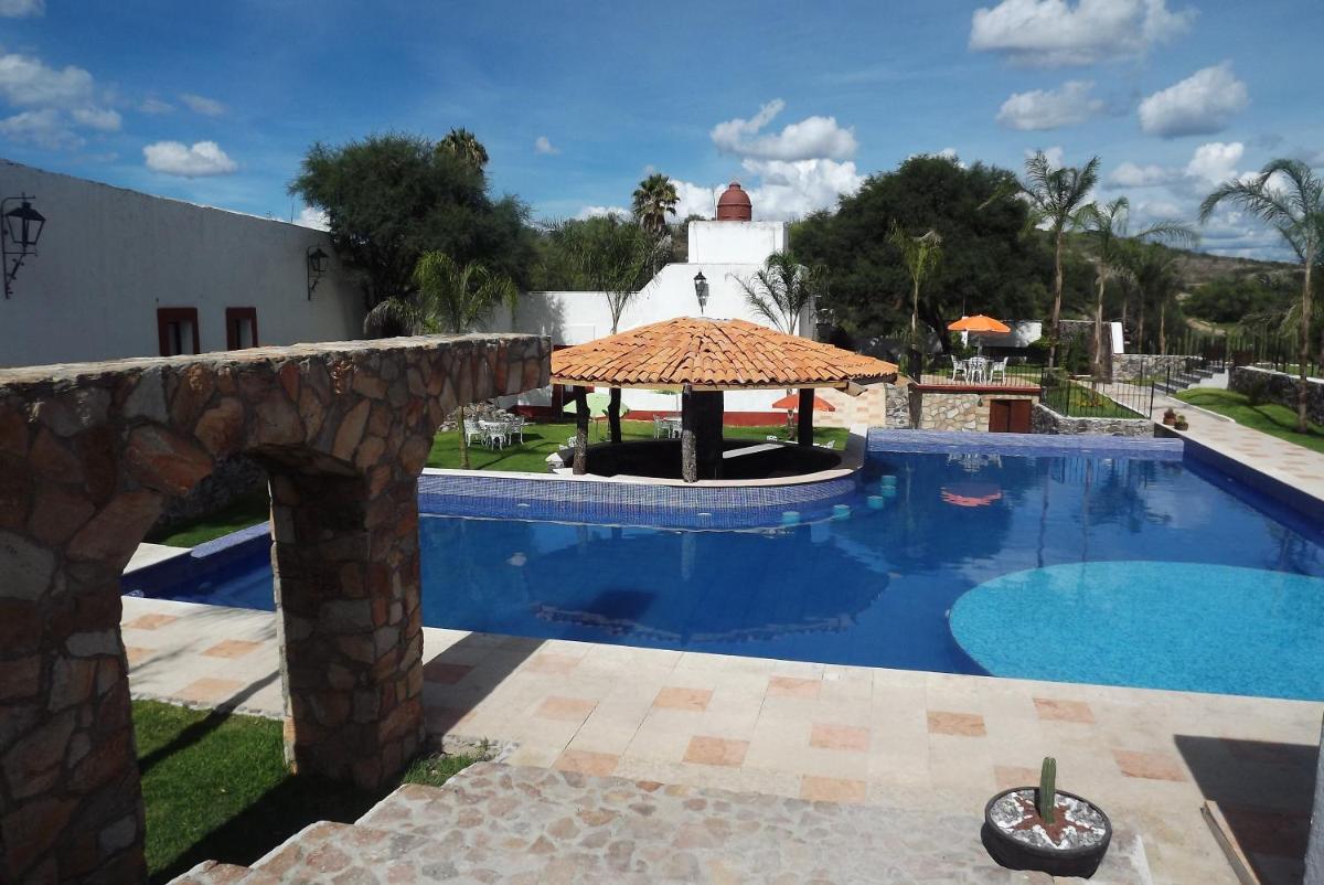 Hotel Spa Hacienda Real la Nogalera - Housity