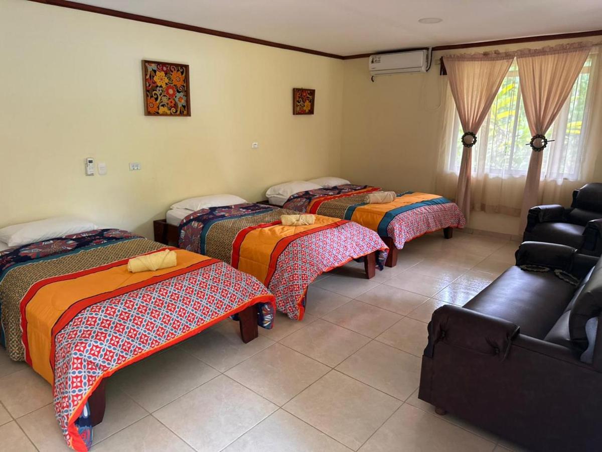 RIVER SIDE LODGE - Housity