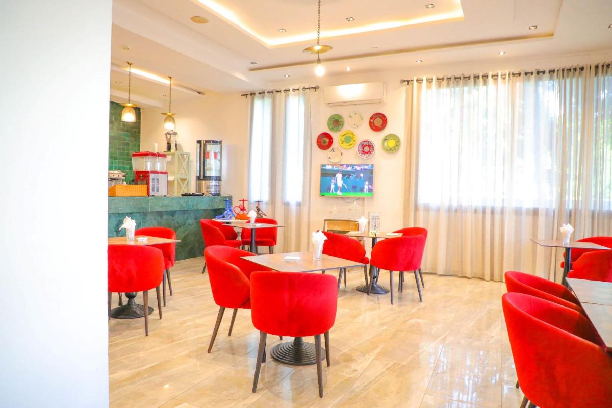 HOTEL GAIA - Housity