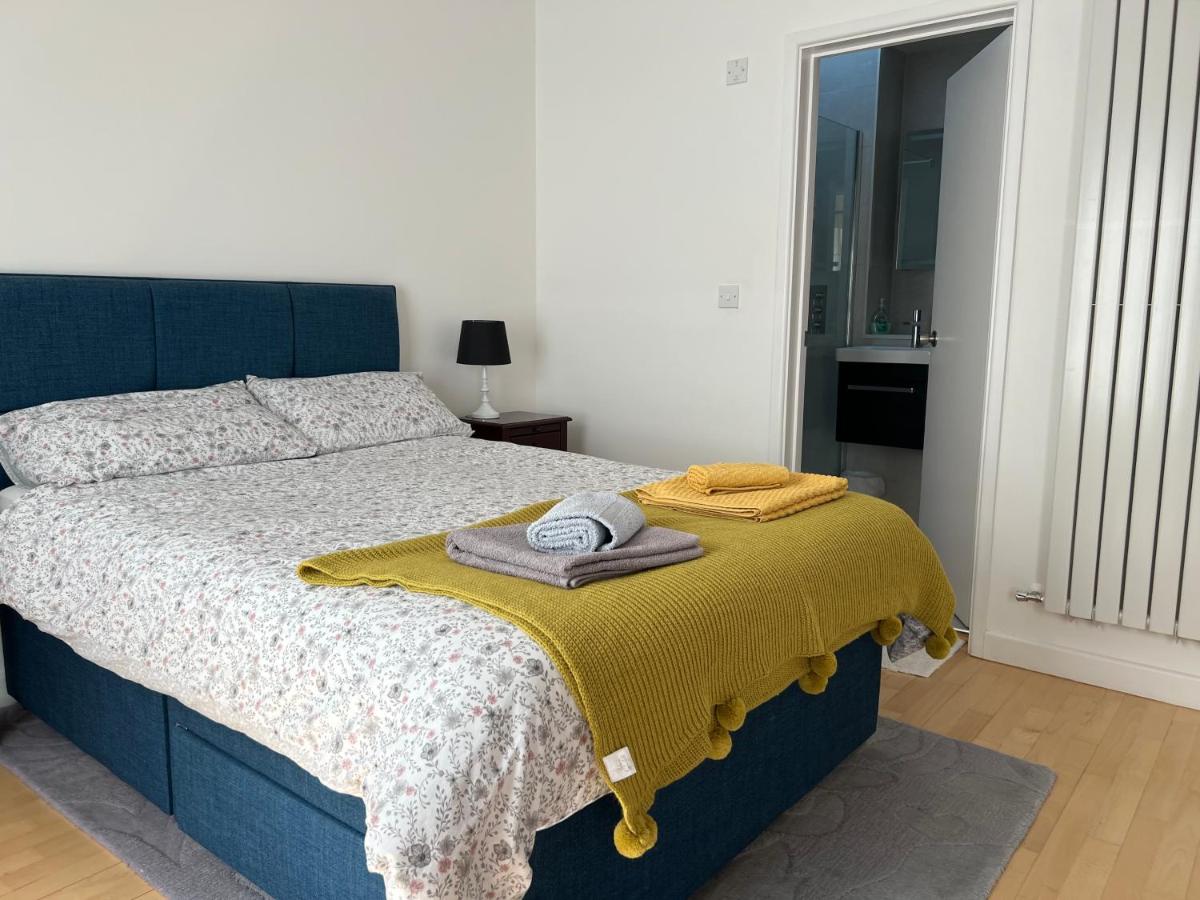 300m to Fitzwilliam museum 3 en-suites double bedroom Victoria house - Housity