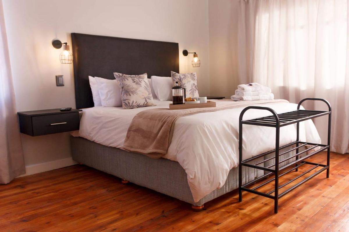 Cradock Guest House - Housity