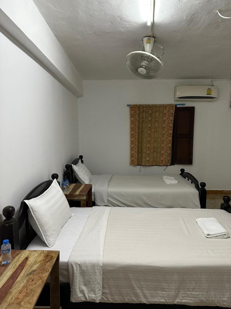 TingKham Guesthouse - Housity