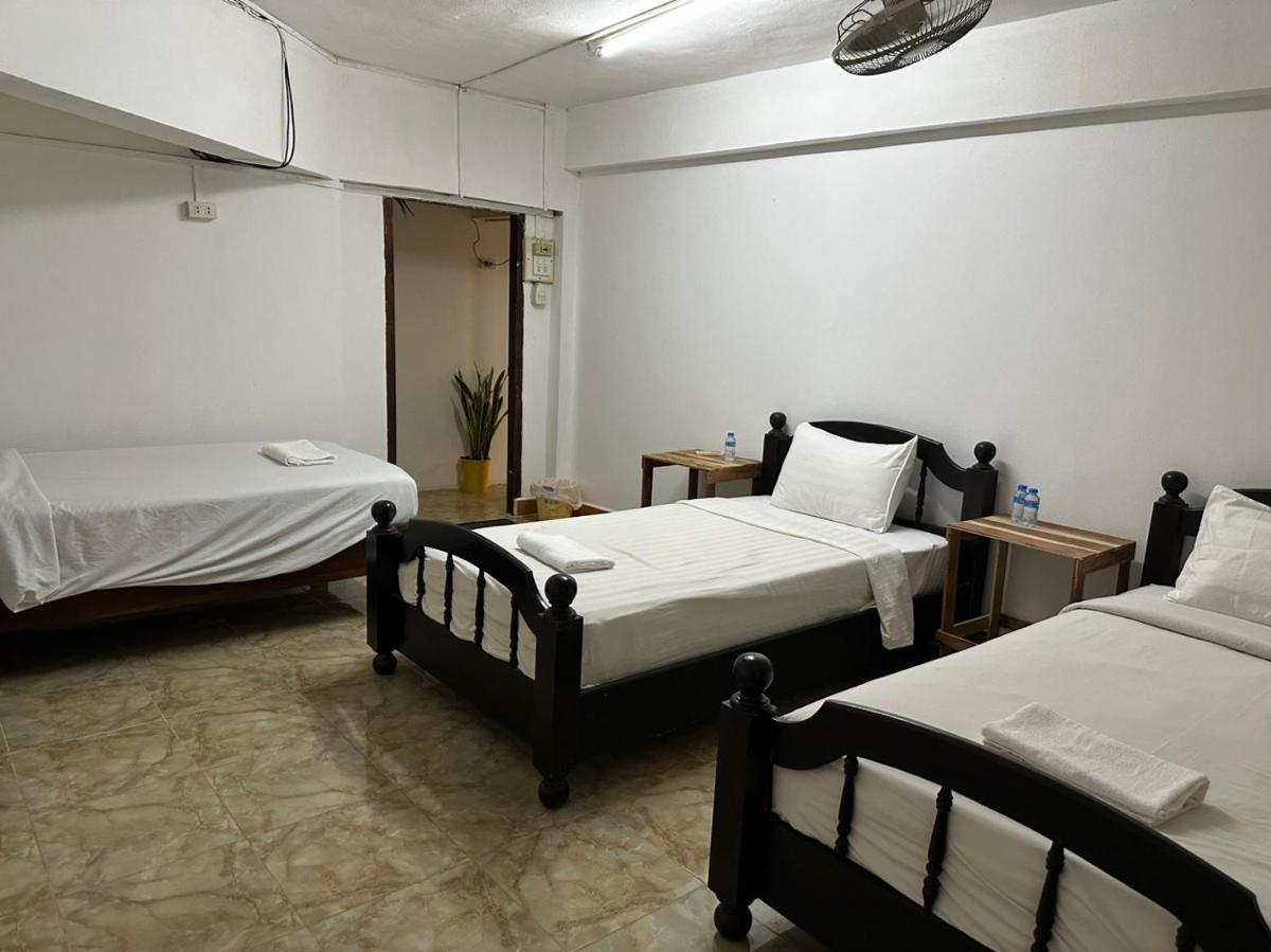TingKham Guesthouse - Housity