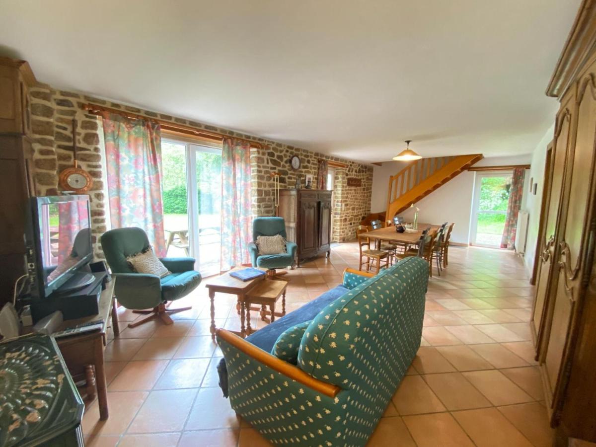 Charming farmhouse near the bay of Mont St Michel - Housity