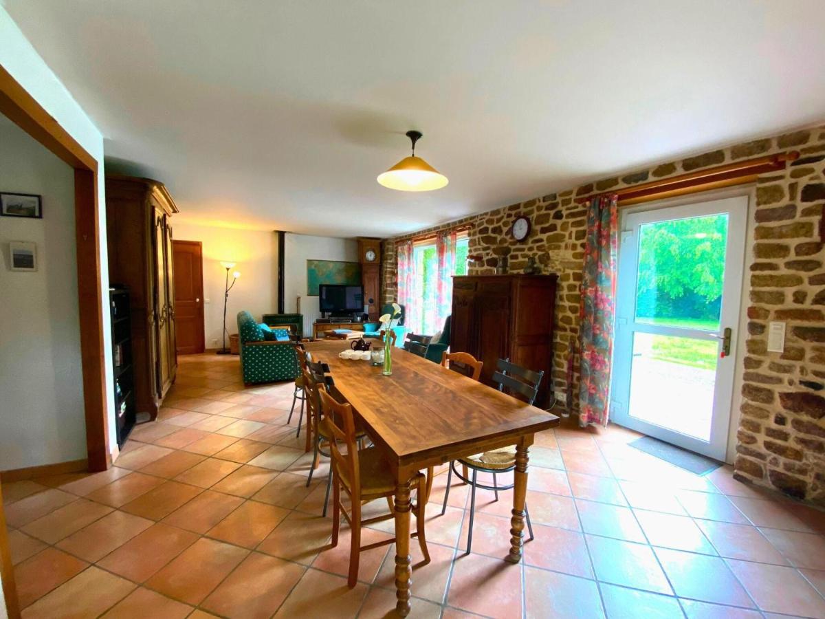 Charming farmhouse near the bay of Mont St Michel - Housity