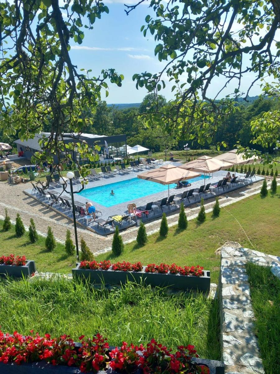 Green Heaven Resort - Housity