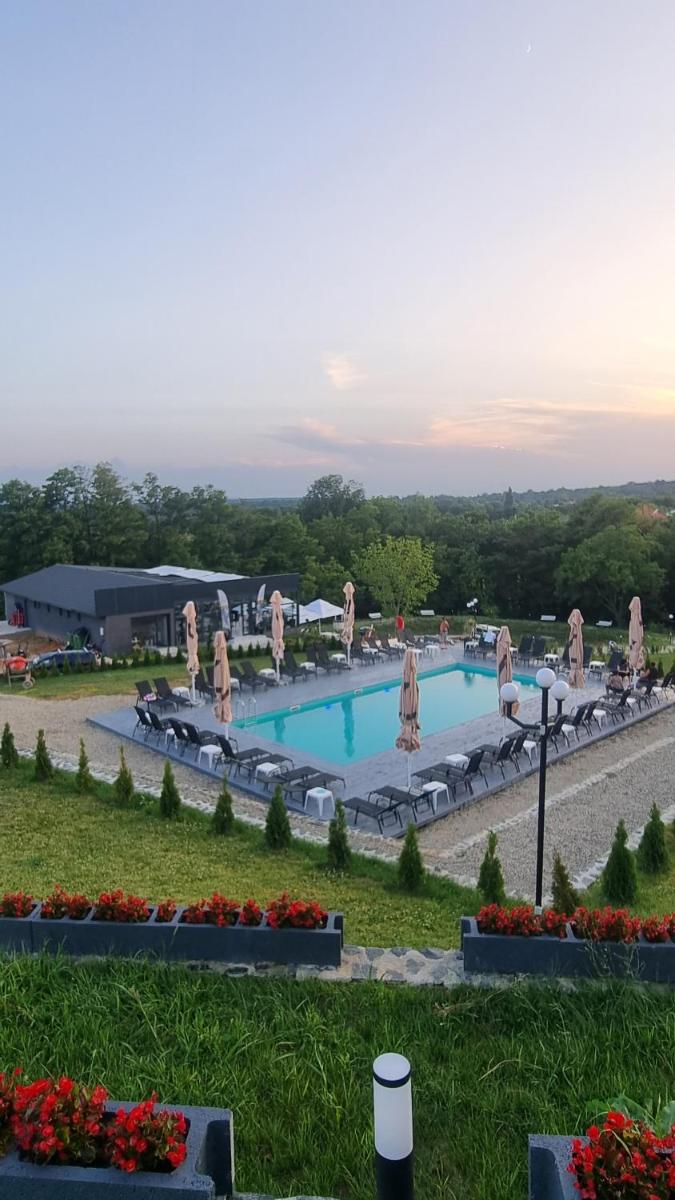 Green Heaven Resort - Housity