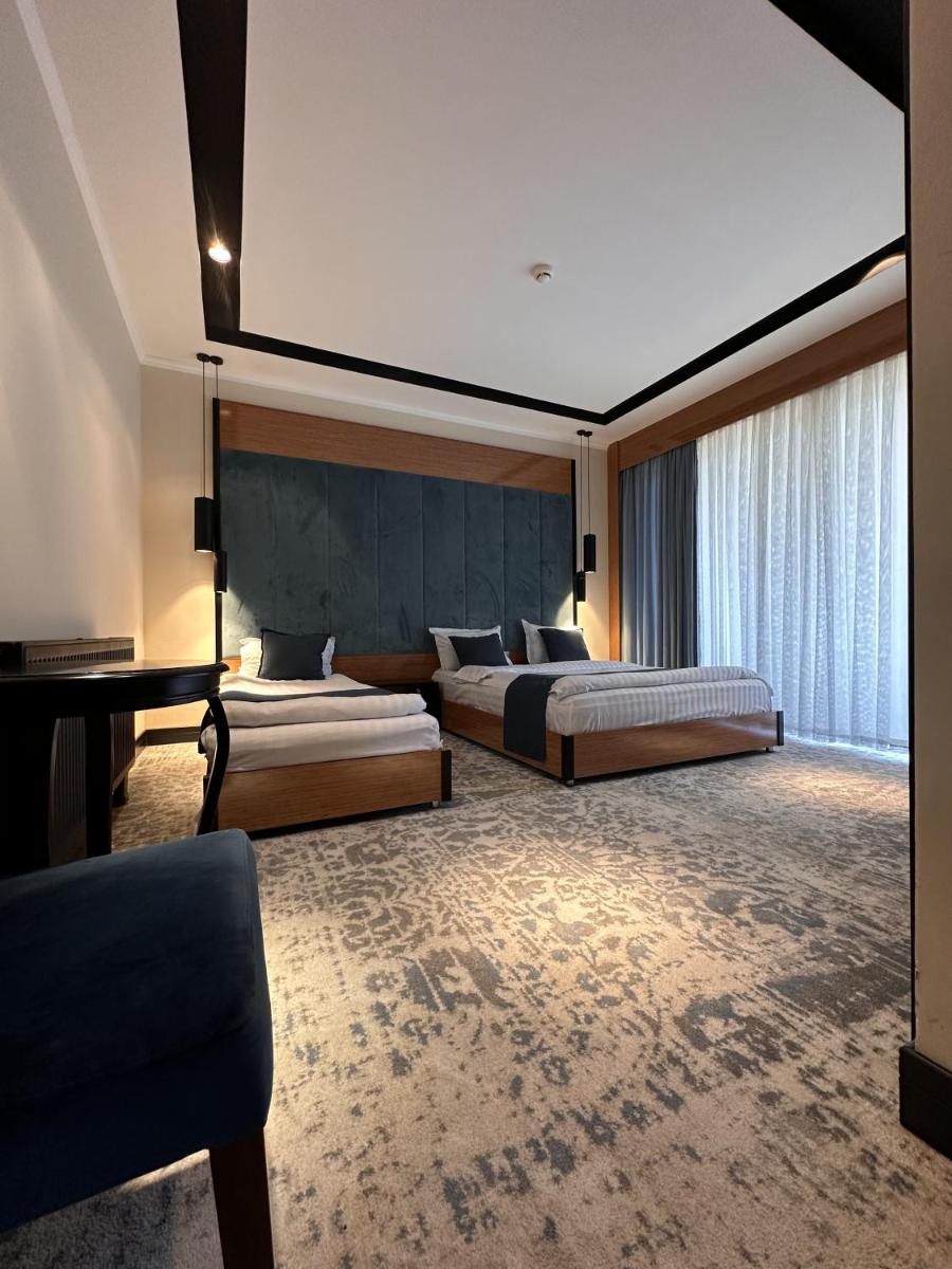Hotel Bukhara - Housity