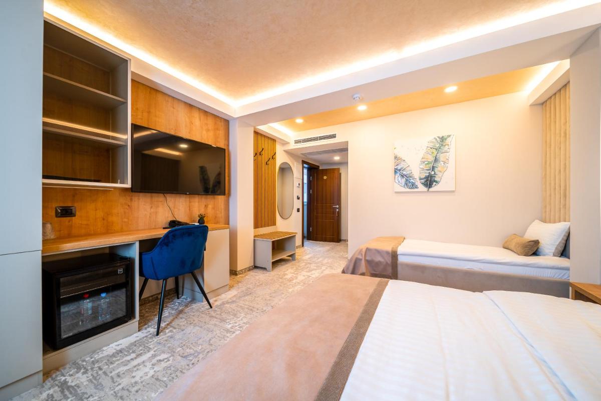 Hotel RK - Housity