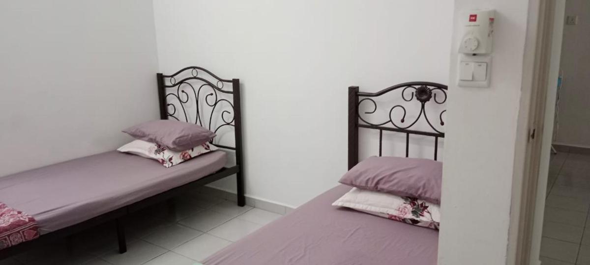 Homestay Abu Ayn Islam - Housity