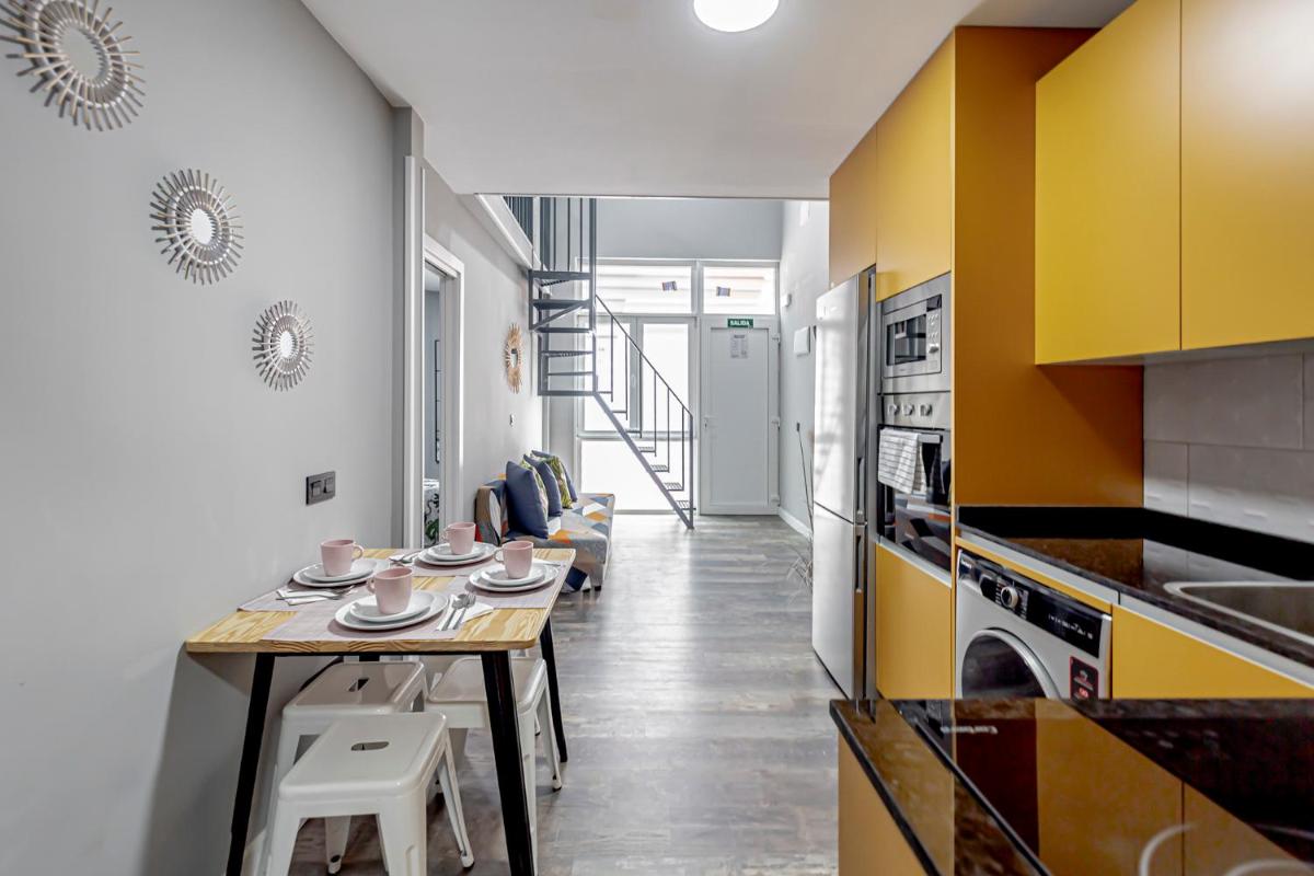 Luminoso cerca 4 Caminos- Apartamento REINA VICTORIA - Housity
