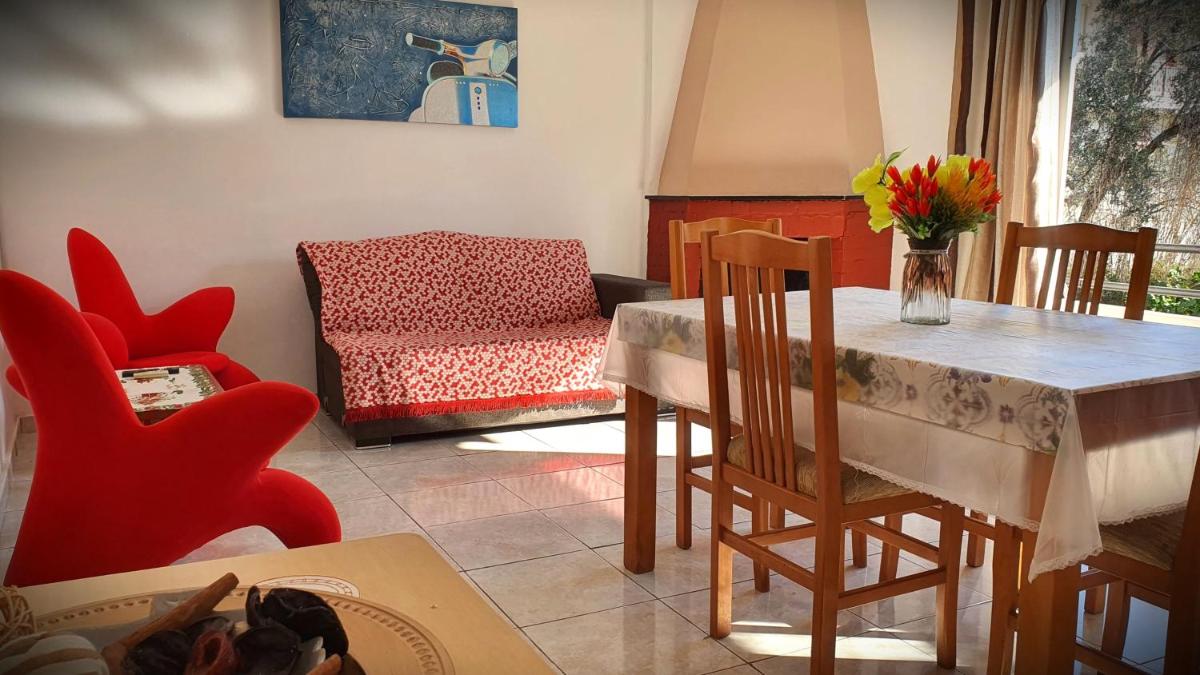 Almiri Apartments By the sea - Housity
