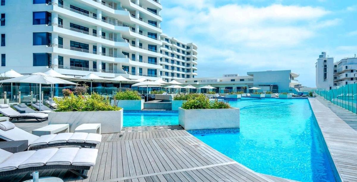 Pearls Lux - Inland facing - Housity