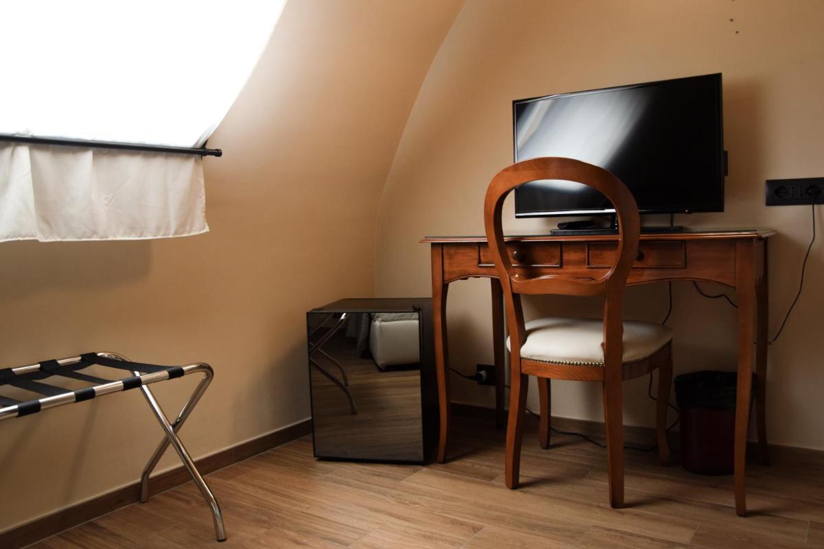 Hotel Valentino Du Parc - Housity