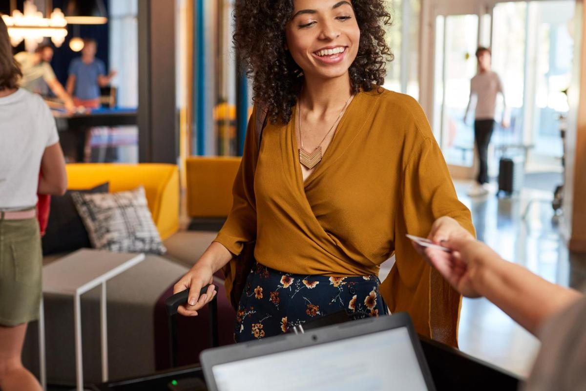 Aloft Hotel Calgary University - Housity