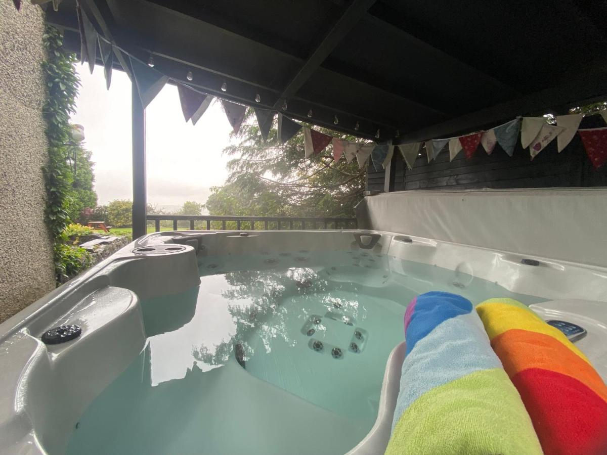 Carreg Y Garth Isaf - Hot Tub Nr Zip World - Housity