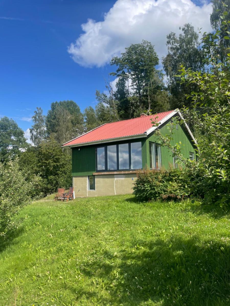 Gisebo Vingård - Housity