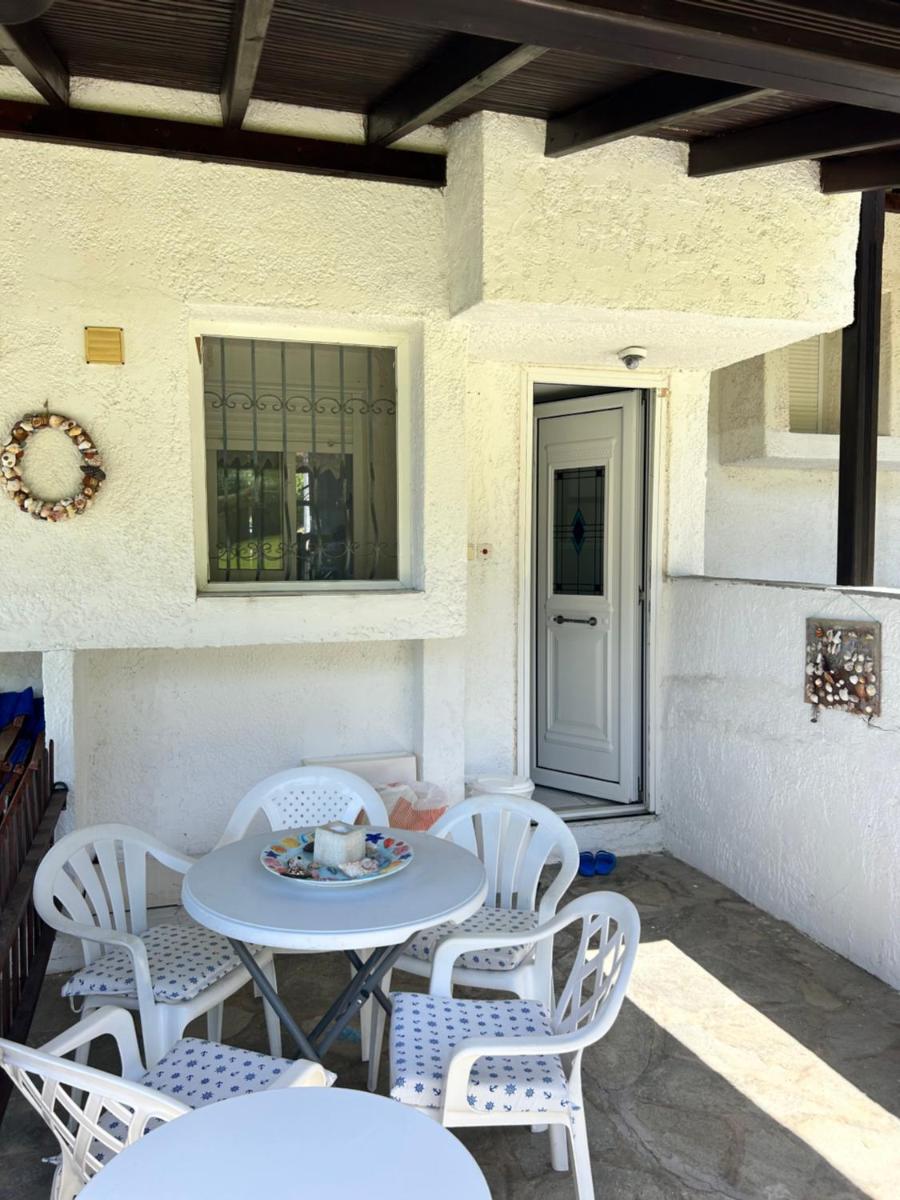 Maria's Sea View House - Housity