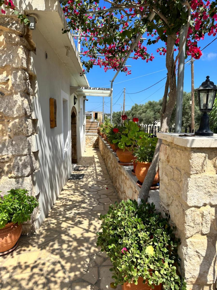 BIO Garden Stonehouse - Housity