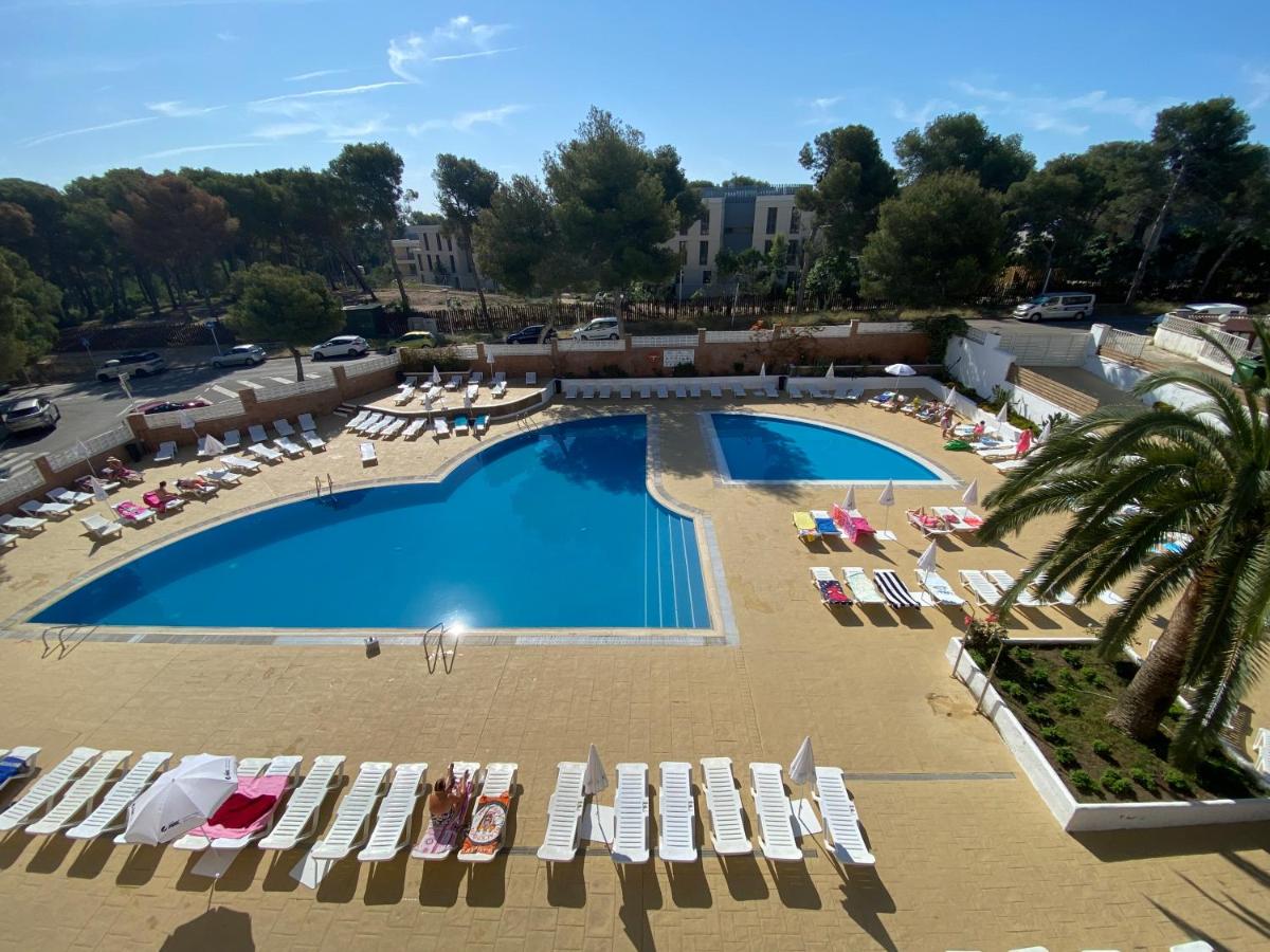 Apartamento con servicios, piscina y parking privado máx 4 pax - Housity