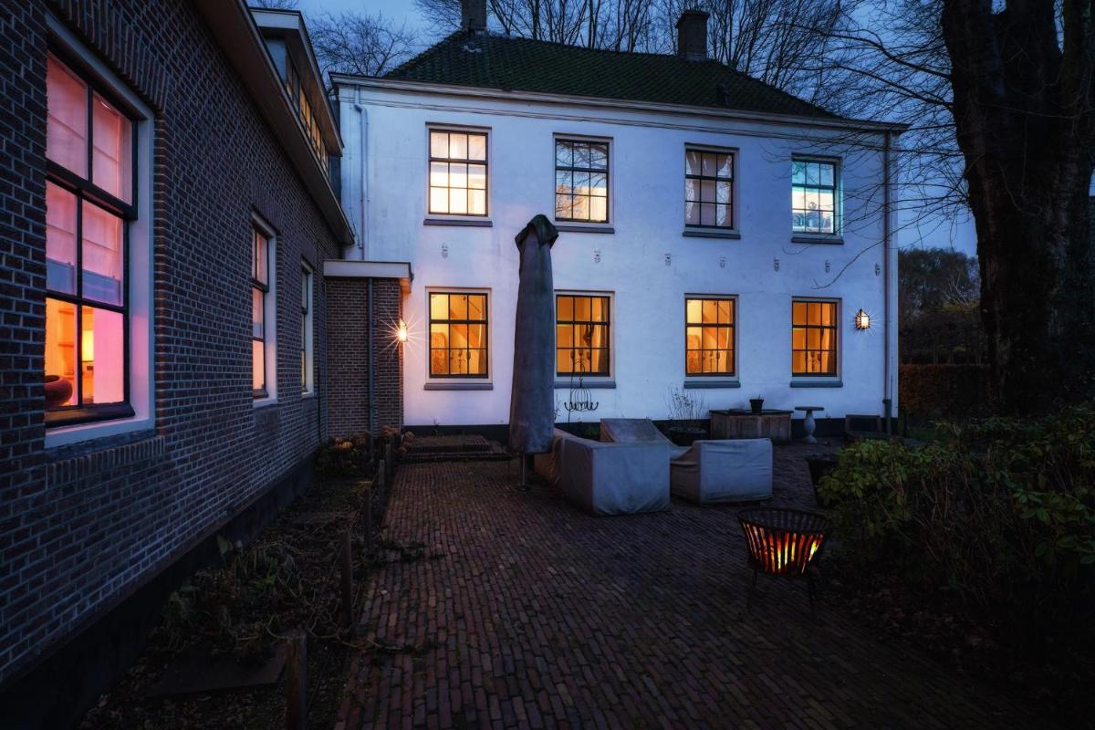 Van Gogh, part of AMS-Boutique Bnb - Housity