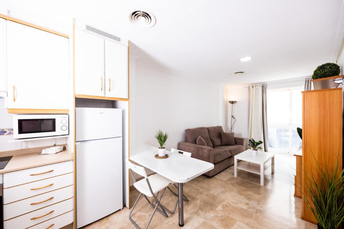 Apartamentos Turísticos Alba - Housity
