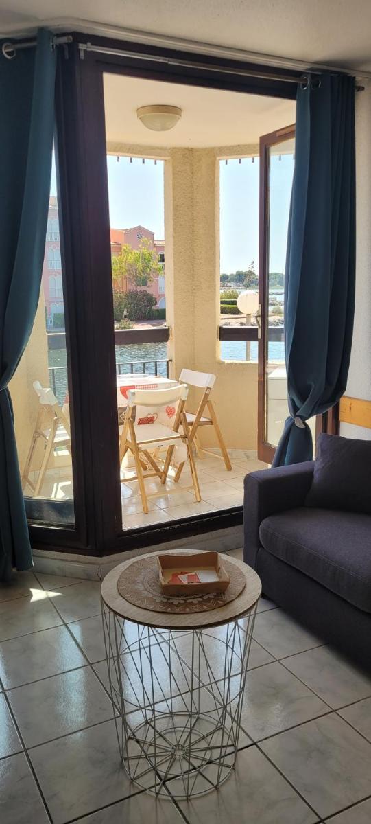 bel Appartement vue sur le lac marin avec WIFI et piscine - Housity