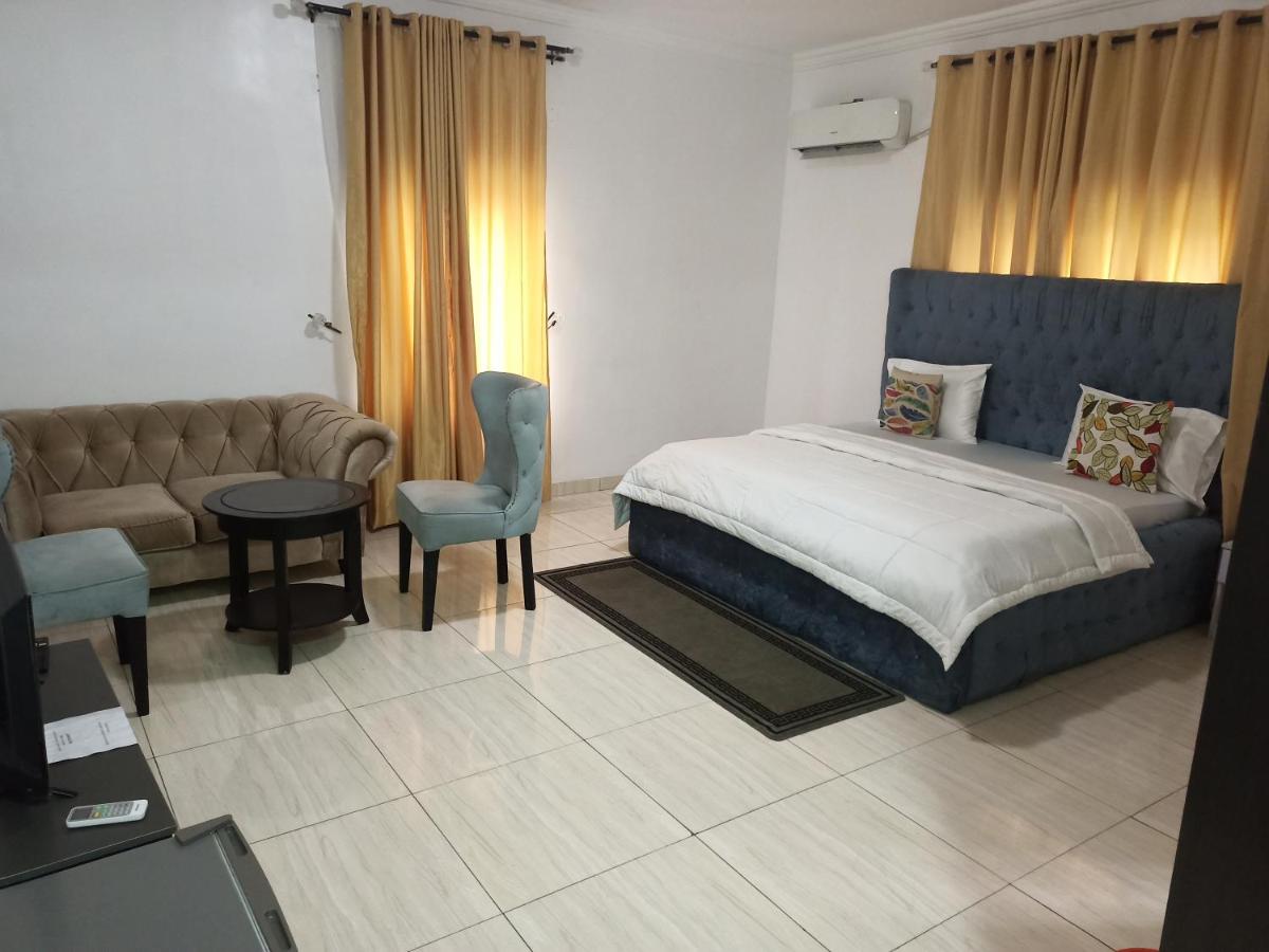 Suitetrails - GreenCourt Apartments & Suites