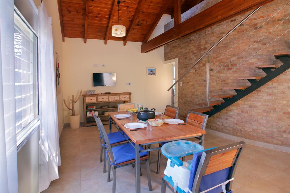 Casa Arboles De Tala con parque amplio - Housity