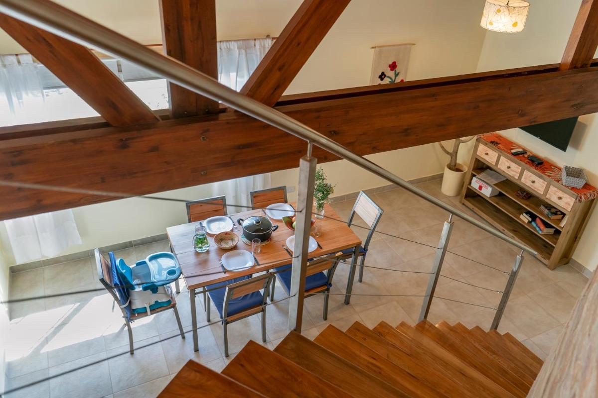 Casa Arboles De Tala con parque amplio - Housity