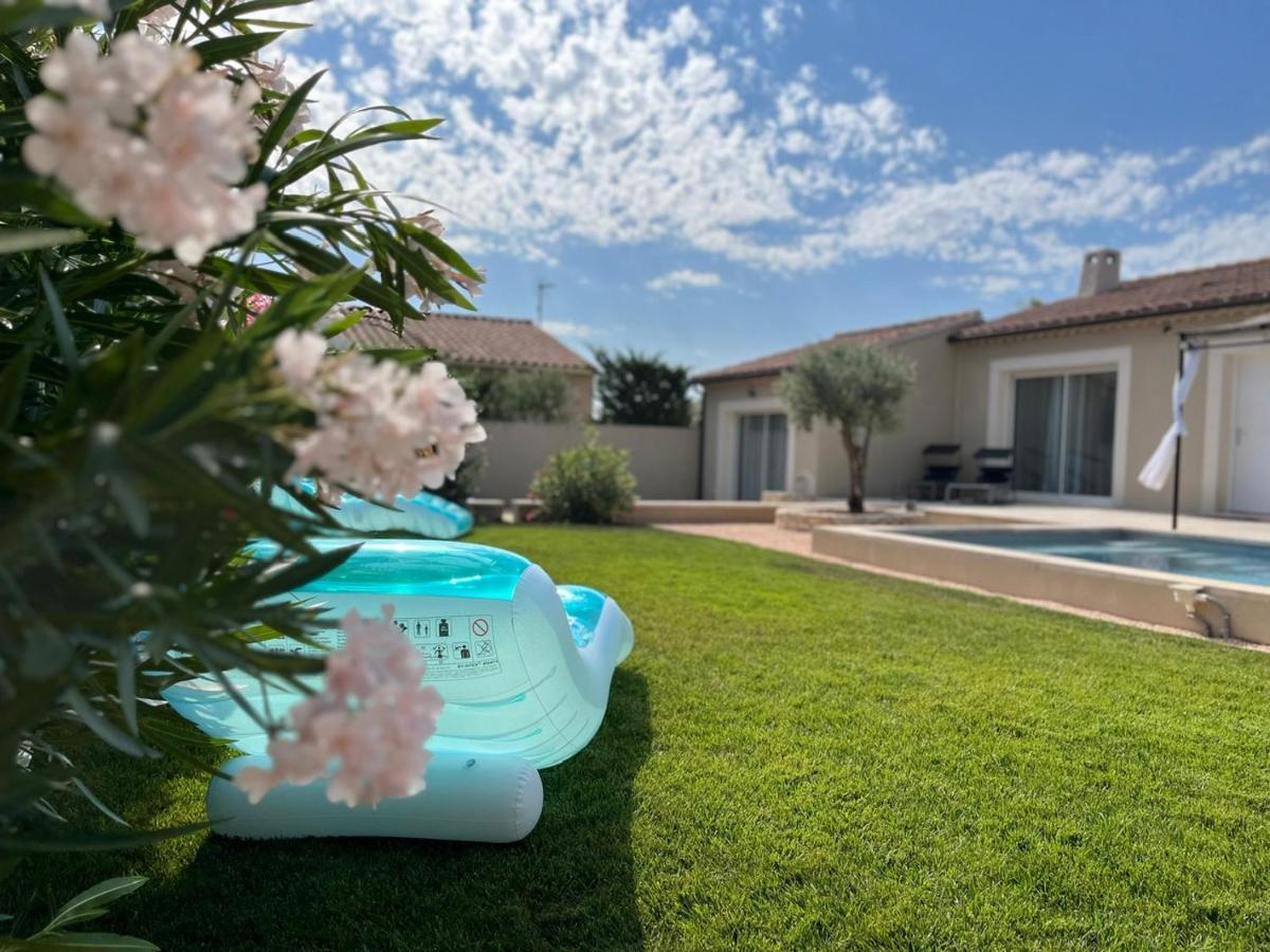Villa provençale avec piscine - Housity