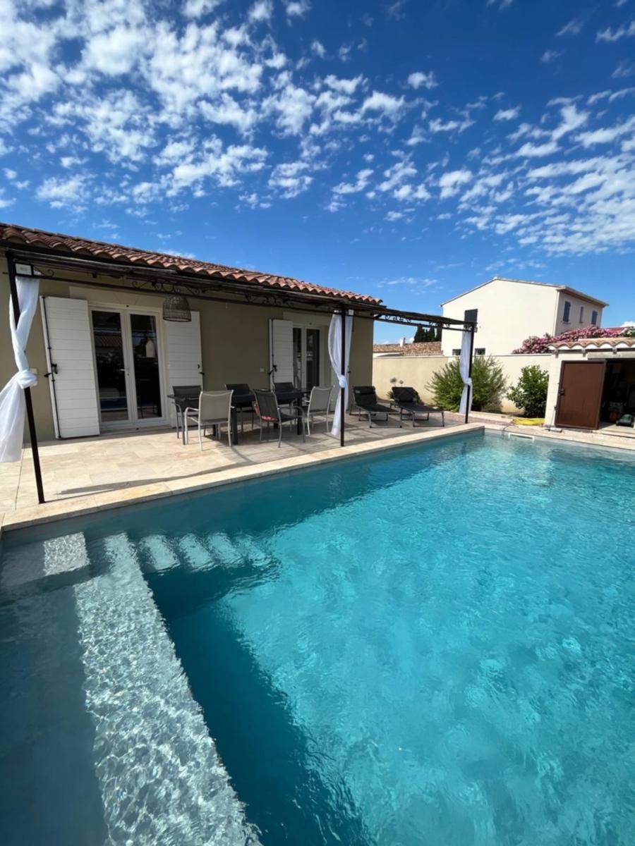 Villa provençale avec piscine - Housity
